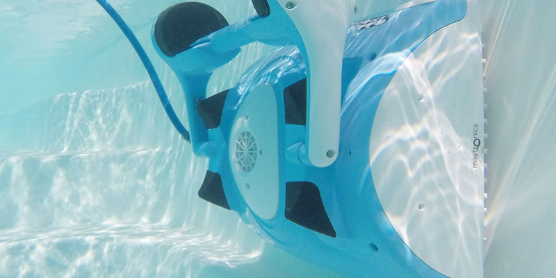 Robot de piscine : comment bien le choisir ?